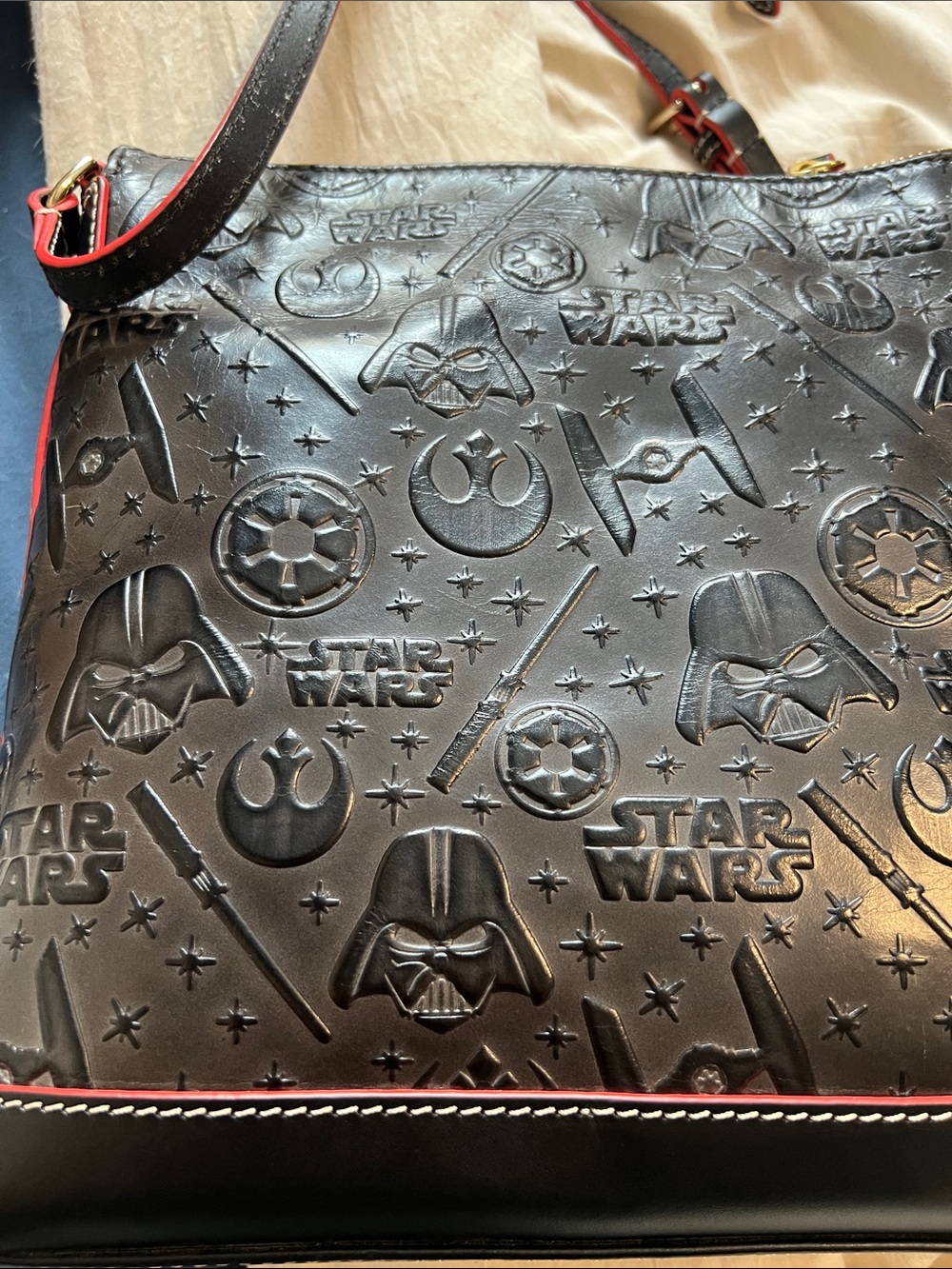 Dooney & Bourke - Picture 5 of 10